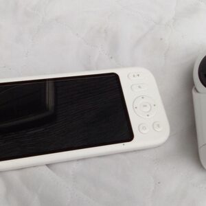 White Electronic Device with Remote Control